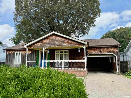 2016 Greenview Ave, Metropolis, IL, 62960-1129 | Card Image