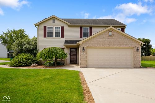 101 Meadowview Dr, Mooresville, IN, 46158-2760 | Card Image