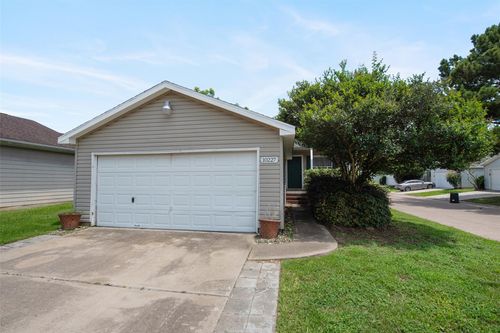 10227 Checkerberry Park Ln, Tomball, TX, 77375-0437 | Card Image
