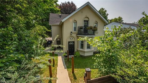 273 West St, Brantford, ON, N3R3V4 | Card Image