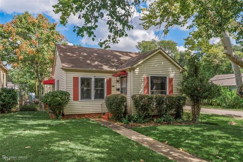 704 College, Shreveport, LA, 71104 | Card Image