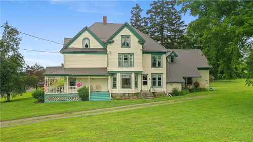 643 Cobb St, Groton, NY, 13073-8728 | Card Image