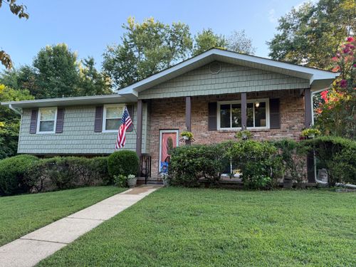 10092 Sunny Ln, Ooltewah, TN, 37363-8535 | Card Image