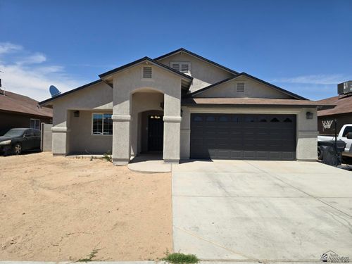 3822 E San Francisco St, San Luis, AZ, 85336-0842 | Card Image
