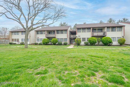 j-12 Avon Dr, East Windsor, NJ, 08520 | Card Image