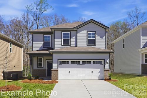 2949 31st Street Ln Ne, Hickory, NC, 28601-9544 | Card Image