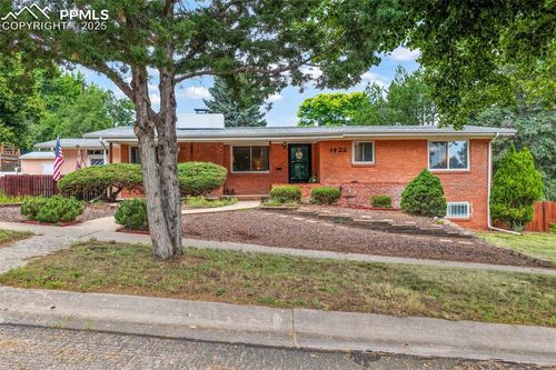 1422 Iowa Ave, Colorado Springs, CO, 80909-2907 | Card Image