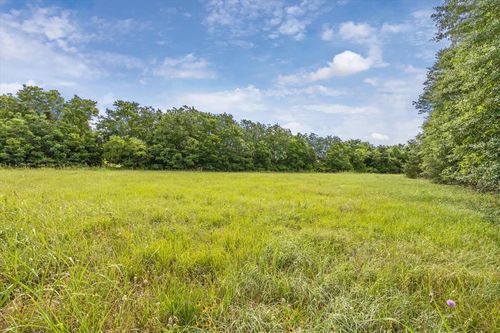 000 School Road Road W, Industry, TX, 78944 | Card Image