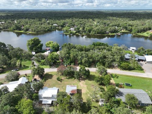 417 Big Bow, Smithville, TX, 78957-5111 | Card Image