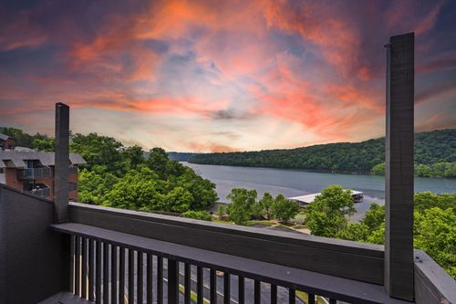 106-150 Sunken Forest Dr, Forsyth, MO, 65653-8121 | Card Image