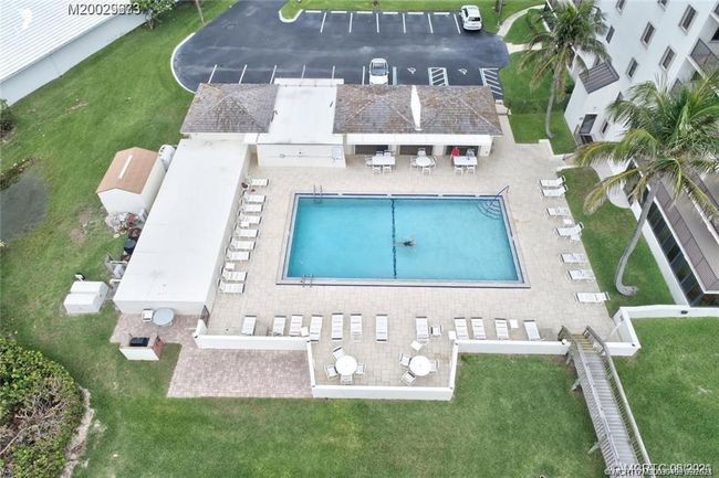 APT-401 - 10044 Ocean Dr, Condo with 3 bedrooms, 2 bathrooms and null parking in Jensen Beach FL | Image 69