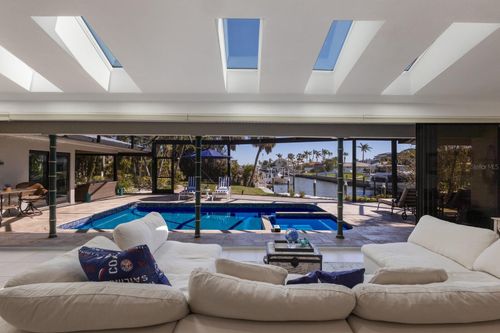 500 Halyard Ln, LONGBOAT KEY, FL, 34228-3712 | Card Image