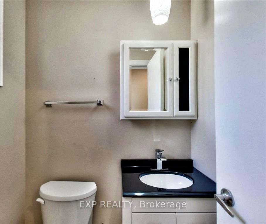 Residential Lease in Hamilton 4
