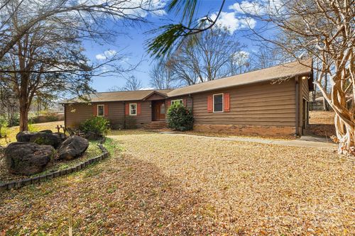 6233 Providence Ct Nw, Concord, NC, 28027-8808 | Card Image