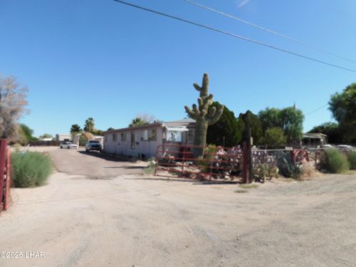 64678 Harcuvar Dr, Salome, AZ, 85348-0080 | Card Image