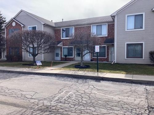 30783 Hidden Pines Ln, Roseville, MI, 48066-7308 | Card Image