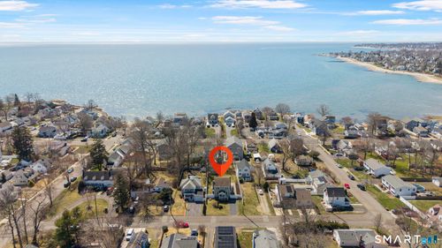 21 Susquehanna Ave, West Haven, CT, 06516-7021 | Card Image