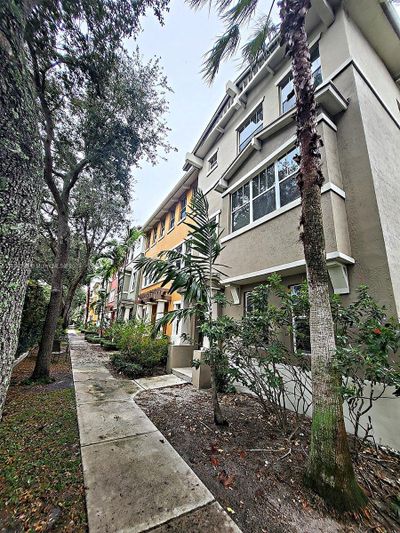 7 - 430 Amador Ln, Townhouse with 4 bedrooms, 3 bathrooms and null parking in West Palm Beach FL | Image 3