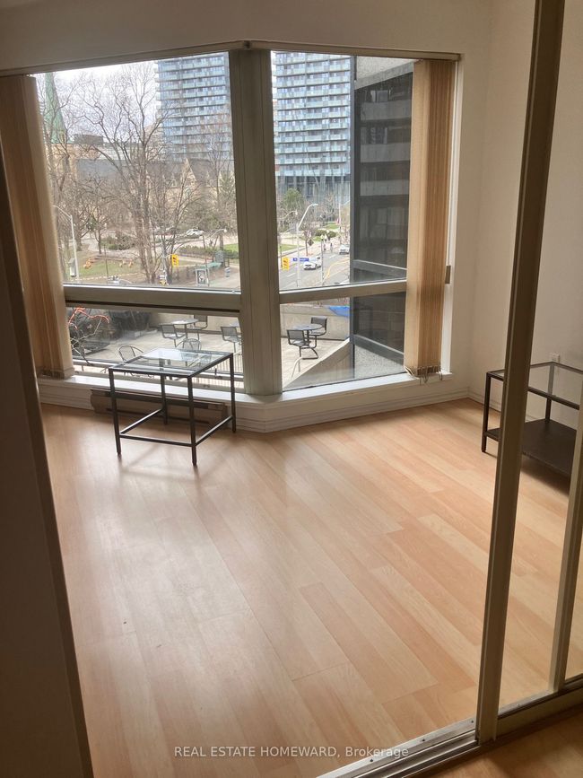 417 - 1001 Bay St, Condo with 2 bedrooms, 1 bathrooms and 1 parking in Toronto ON | Image 15