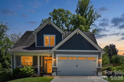 123 White Oak Road Extension, Arden, NC, 28704 | Card Image