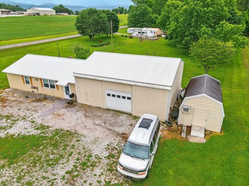 1142 Maxwell Rd, Belvidere, TN, 37306-2144 | Card Image