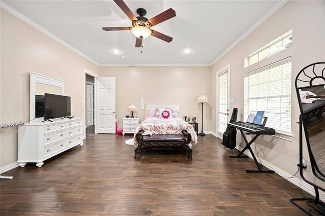 10714 Crestwater Cir, House other with 5 bedrooms, 5 bathrooms and 3 parking in Magnolia TX | Image 27