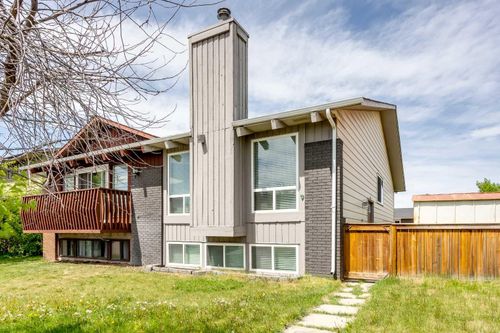 9 Templeton Bay Ne, Calgary, AB, T1Y4Y4 | Card Image