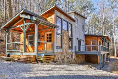 7 Addle Ct, ELLIJAY, GA, 30540-7022 | Card Image