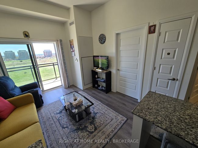 620 - 128 Grovewood Common, Condo with 2 bedrooms, 1 bathrooms and null parking in Oakville ON | Image 5