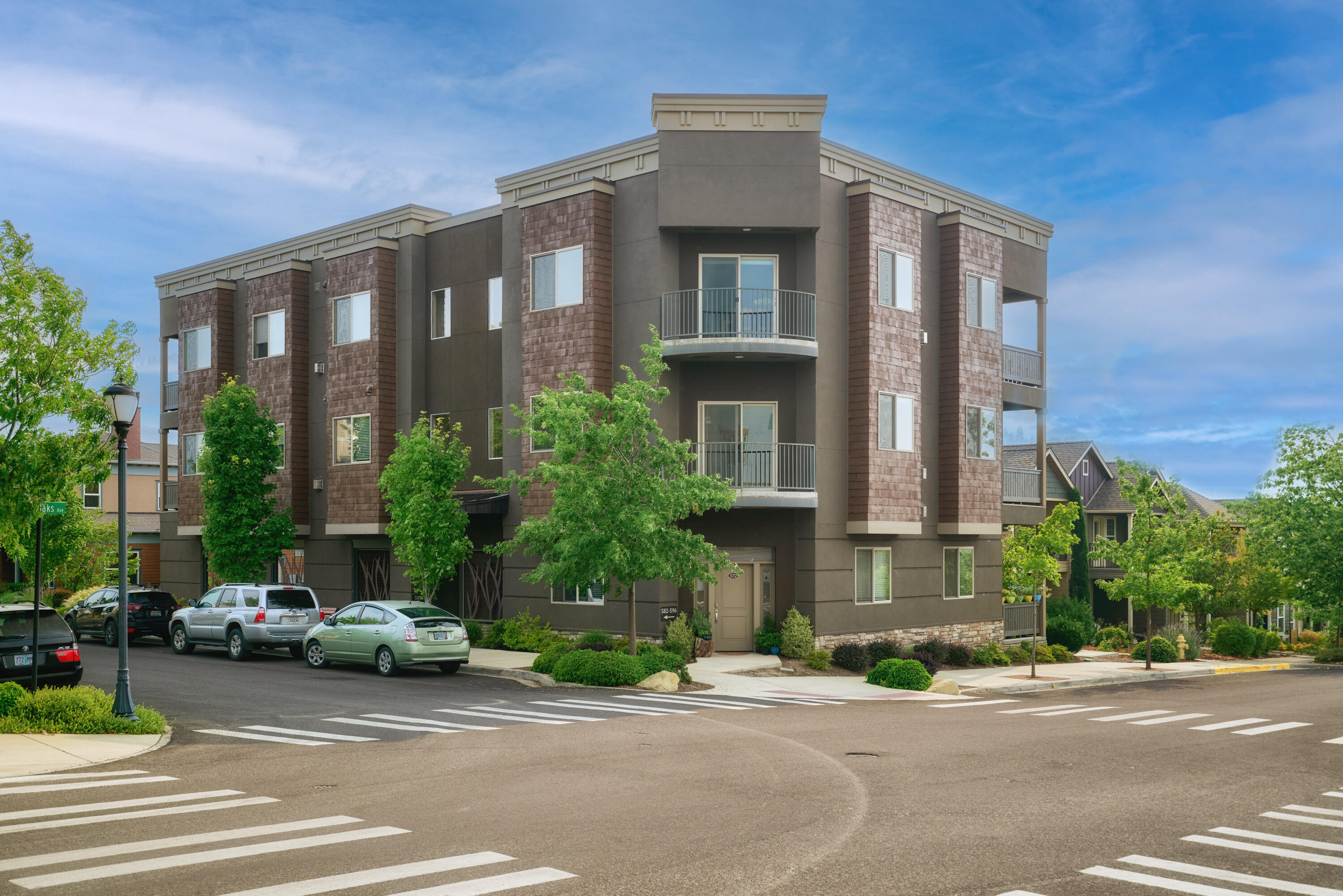 Fair Oaks Ave, Ashland, OR 97520