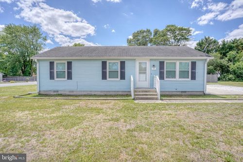 615 Wilson St, LAUREL, DE, 19956-1691 | Card Image