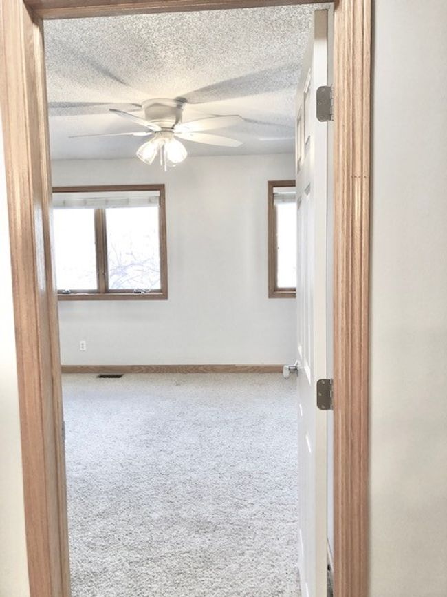 UNIT-1304 - 811 Burr Oaks Dr, Condo with 2 bedrooms, 3 bathrooms and null parking in West Des Moines IA | Image 8