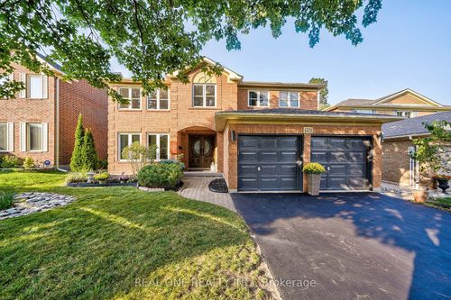 1321 Monks Pass, Oakville, ON, L6M1K6 | Card Image