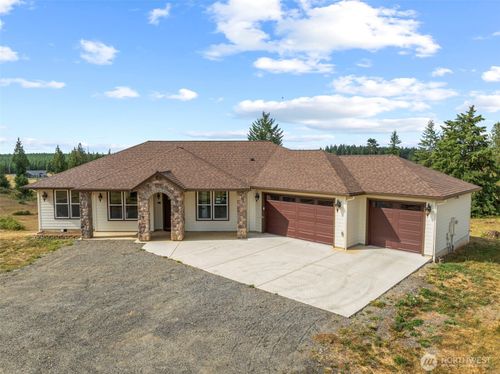 188 Birchfield Pkwy, Onalaska, WA, 98570-8002 | Card Image