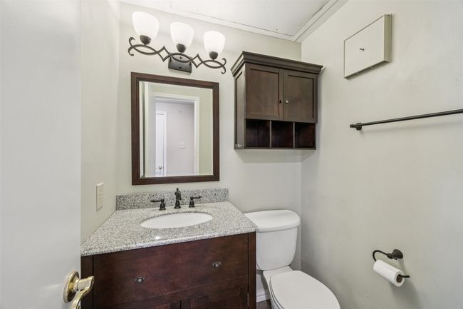 Guest bathroom | Image 20
