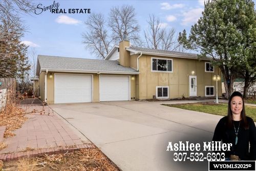 3609 Big Horn St, Torrington, WY, 82240-1505 | Card Image