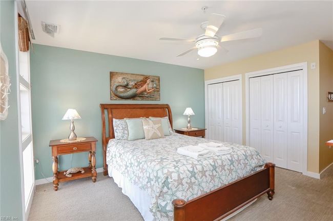 APT-432B - 3738 Sandpiper Rd, House attached with 4 bedrooms, 3 bathrooms and null parking in Virginia Beach VA | Image 24