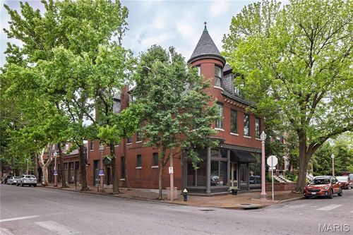 4400 Laclede Ave, Saint Louis, MO, 63108-2204 | Card Image