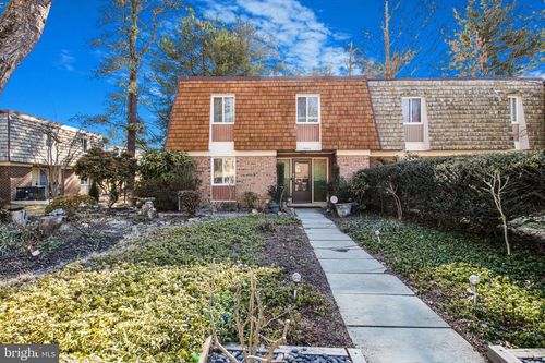 19013 Coltfield Ct, GAITHERSBURG, MD, 20886-3952 | Card Image