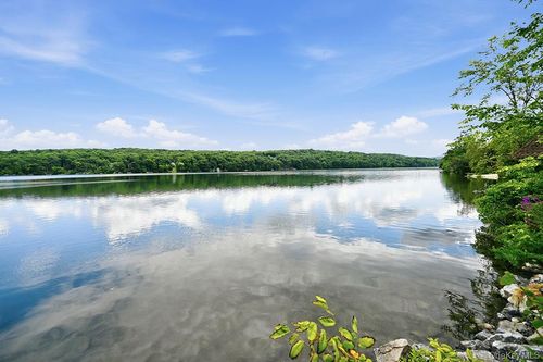 7.5 Lake Ave, Monroe, NY, 10950 | Card Image