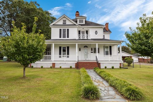 301 E H St, Erwin, NC, 28339-2147 | Card Image