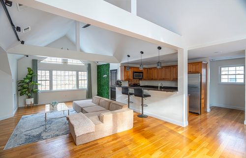 1-1364 High St, Westwood, MA, 02090-2741 | Card Image