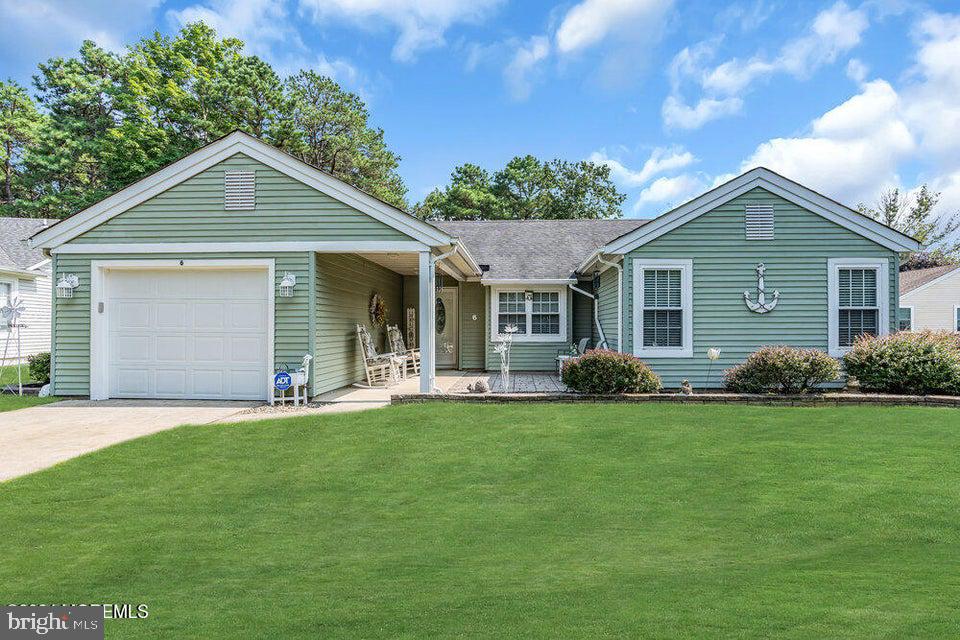 Sheffield Pl, Forked River, NJ 08731