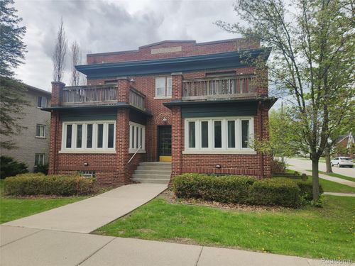 2041 N Main Street, Royal Oak, MI, 48073 | Card Image