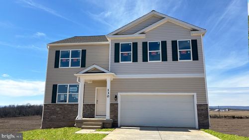 127 Woodford Dr, STEPHENS CITY, VA, 22655-3918 | Card Image