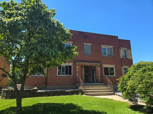 3565 Carmel Ter, Cincinnati, OH, 45211 | Card Image