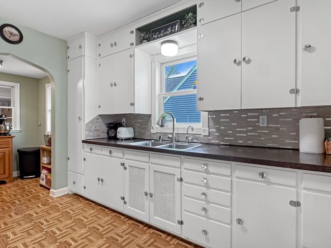 Kitchen | Image 15