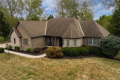 6920 Clearview Court, House other with 4 bedrooms, 3 bathrooms and null parking in Clearcreek Twp OH | Image 3