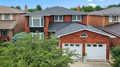 1983 Roy Ivor Cres, House other with 4 bedrooms, 4 bathrooms and 4 parking in Mississauga ON | Image 1