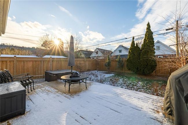 182 Huxley Ave S, House other with 4 bedrooms, 2 bathrooms and 3 parking in Hamilton ON | Image 22